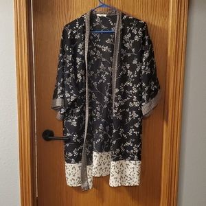 Black & white floral kimono